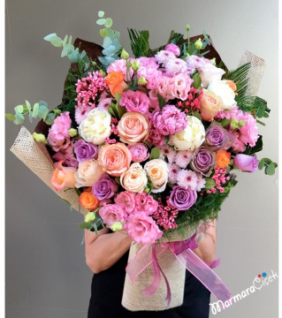Alluring Big Engagement Bouquet