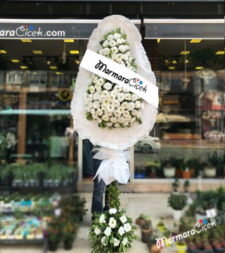 Snow-White Wedding Wreath Model