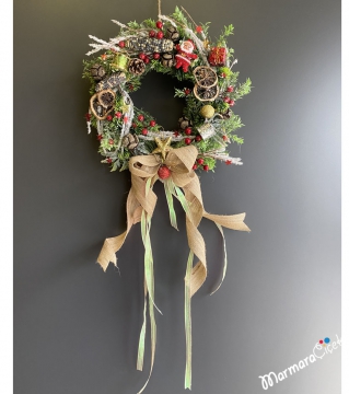 Natural Design New Year's Door Wreath